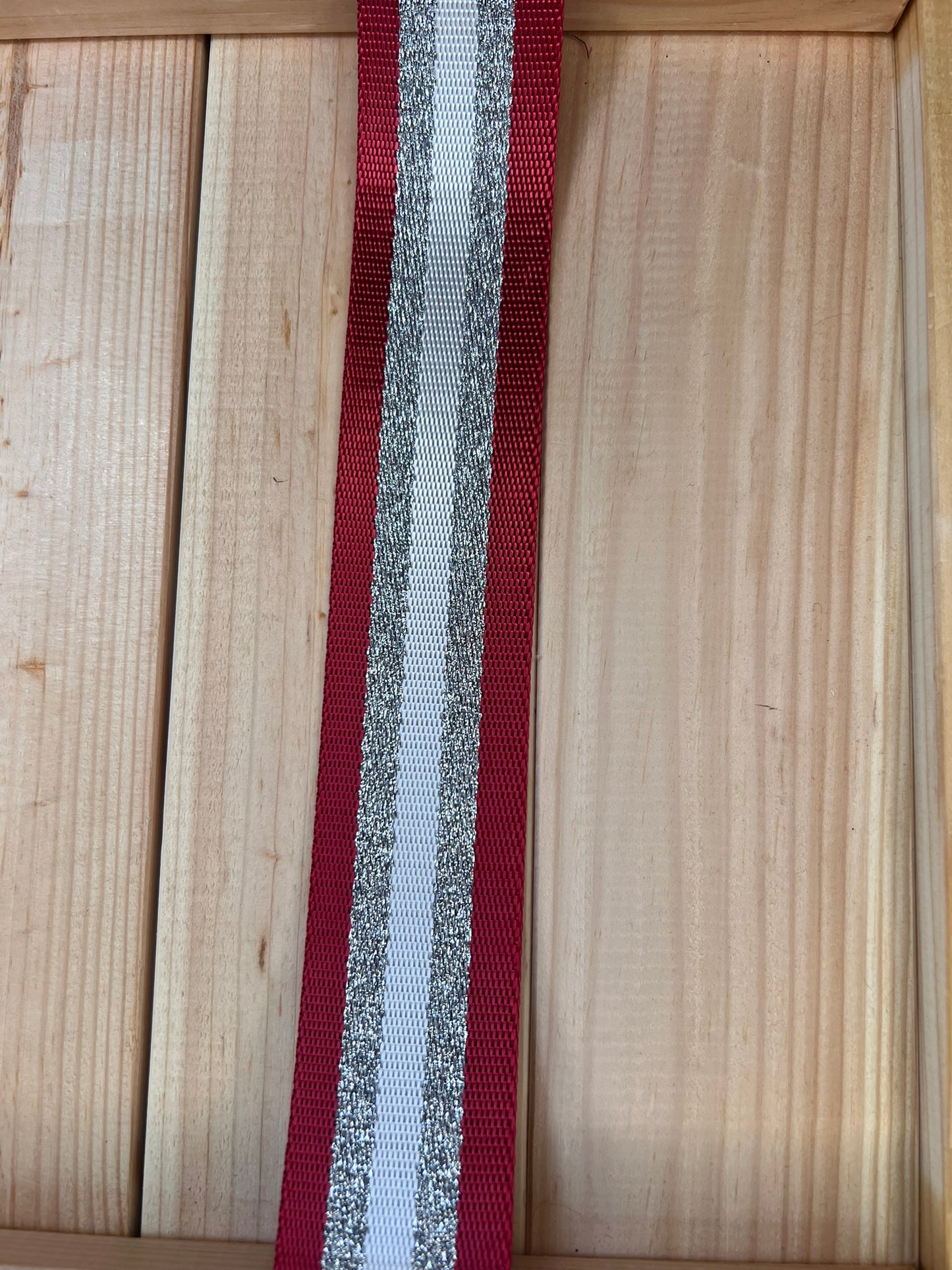 Gurtband Rot/Silber/Weiß 38mm breit