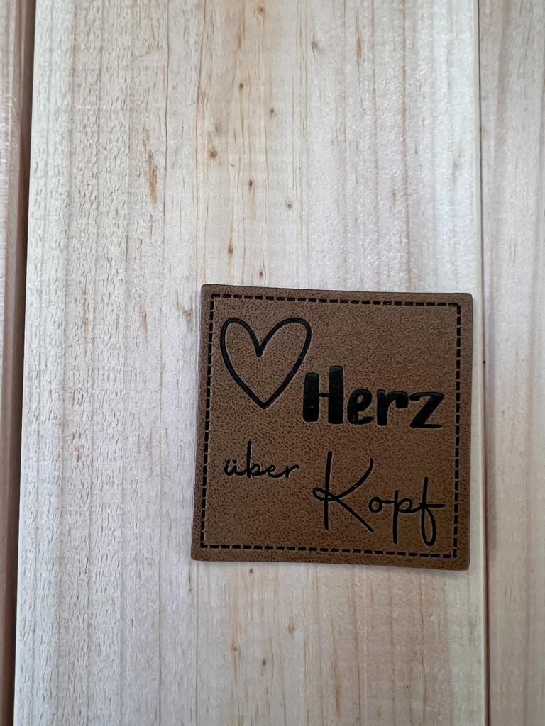 Label Herz über Kopf