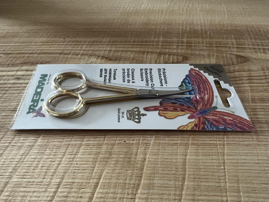 Madeira Stickschere mit gebogener Spitze