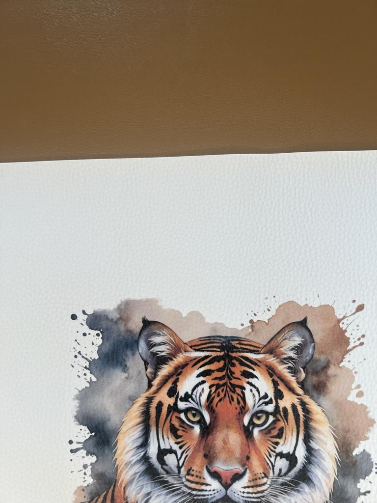 Tiger by Lamanina Kunstleder