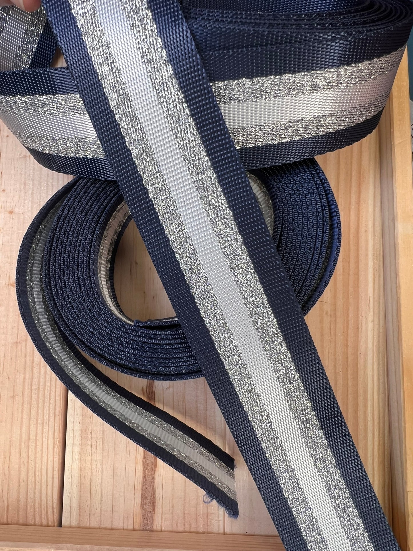 Gurtband Blau/Silber/Weiß 38mm breit