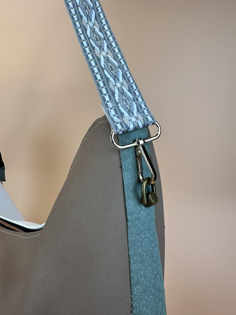 Karl Bag Nr 1 by Lamanina